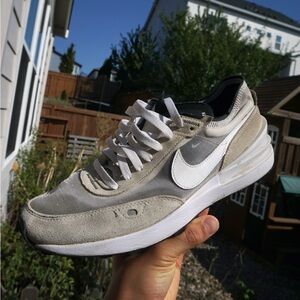 Nike Men's Waffle One Summit White